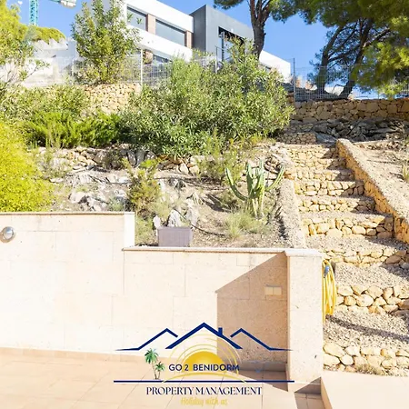 Villa Hillside Harmony